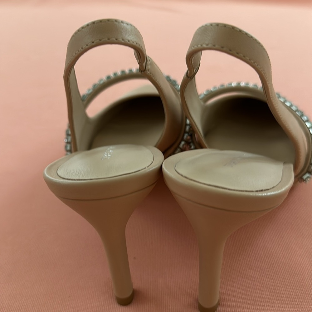 New Stuart Weitzman Crystaline Leather shoes. Size 7.5 - Picture 6 of 7